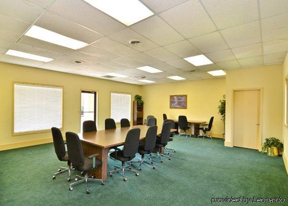 Quality Inn Lewisburg Kinh doanh bức ảnh
